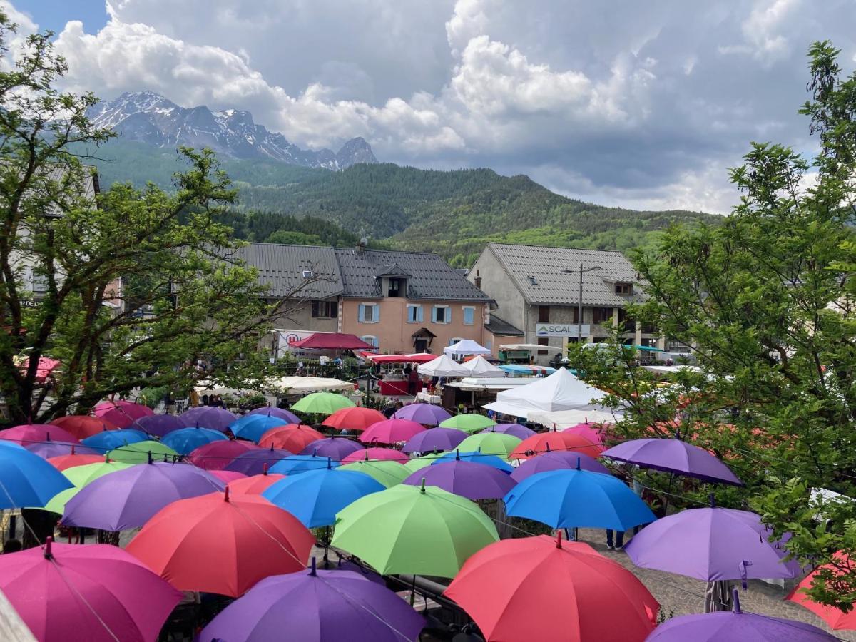 Appartamento Le Gaudissart 2 Barcelonnette Esterno foto